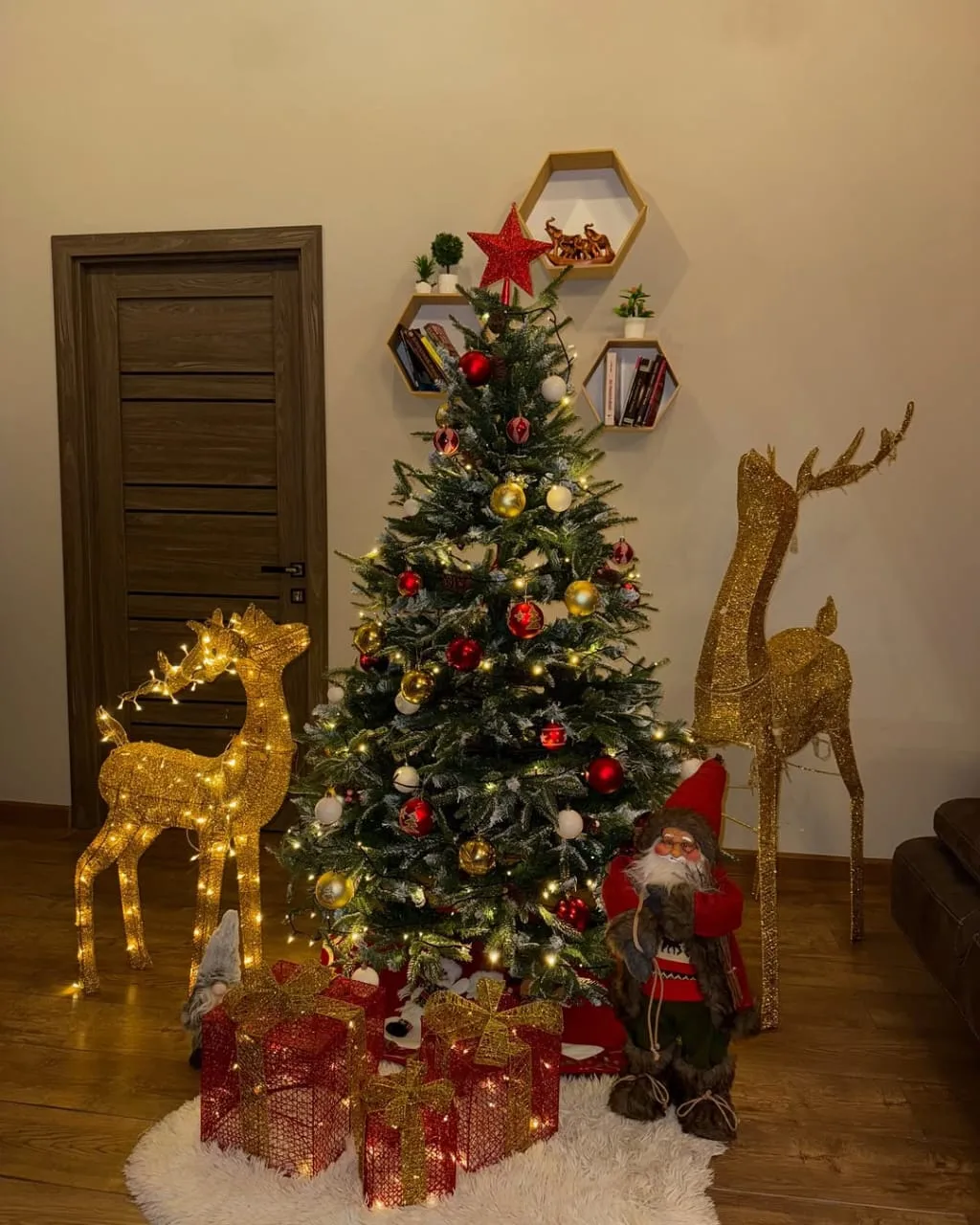 isti-hovuzlu-a-frame