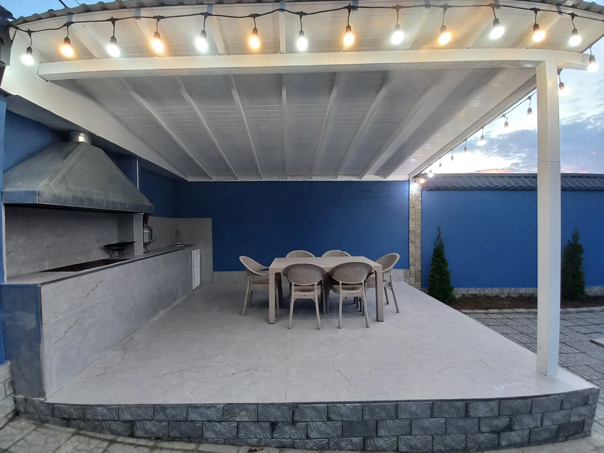 isti-hovuzlu-a-frame