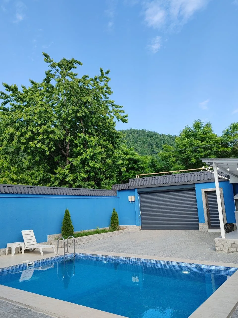 isti-hovuzlu-a-frame