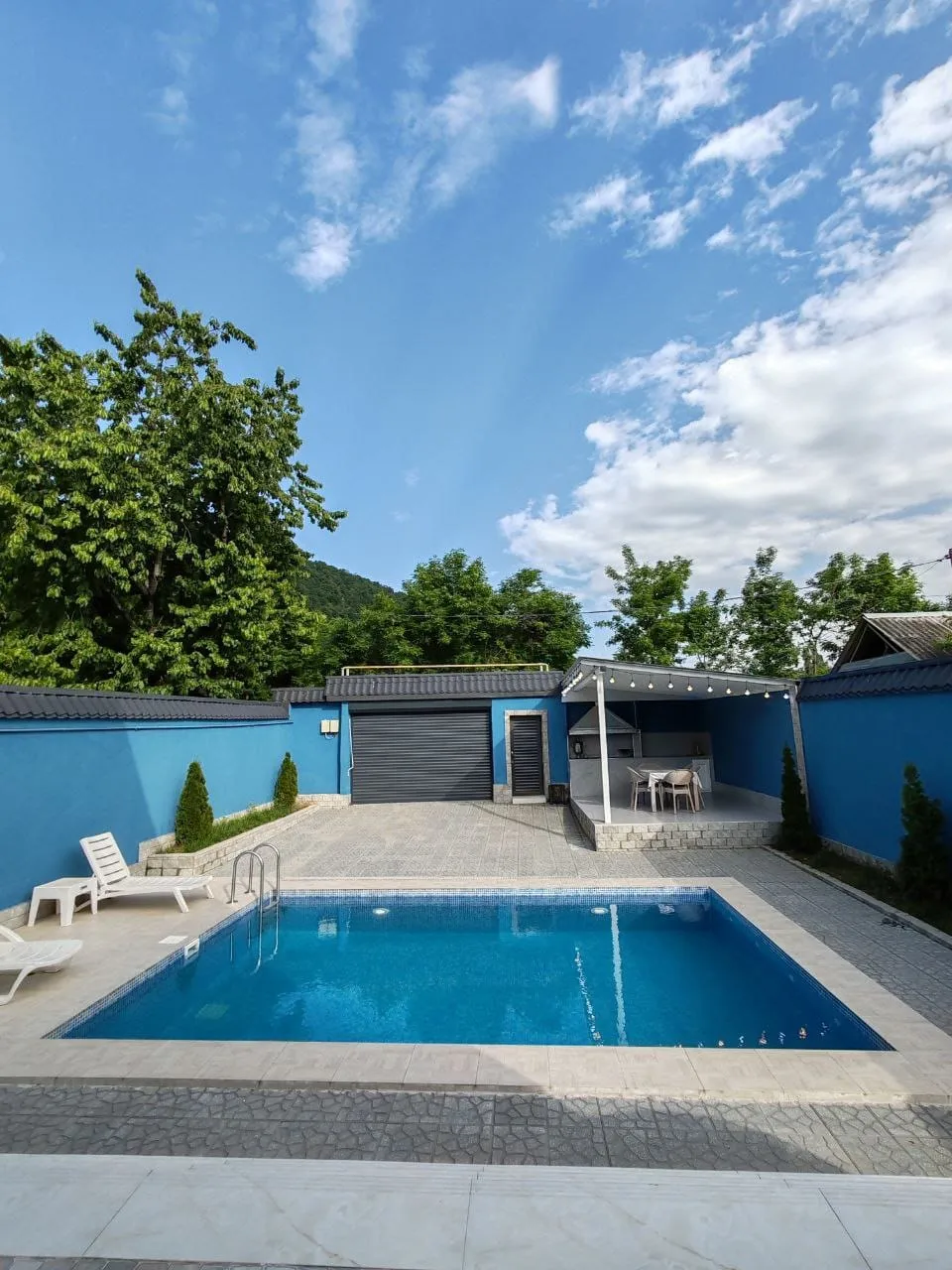 isti-hovuzlu-a-frame