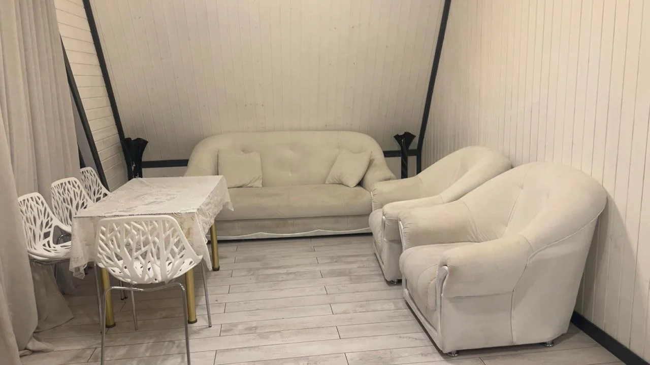 isti-hovuzlu-a-frame-pira