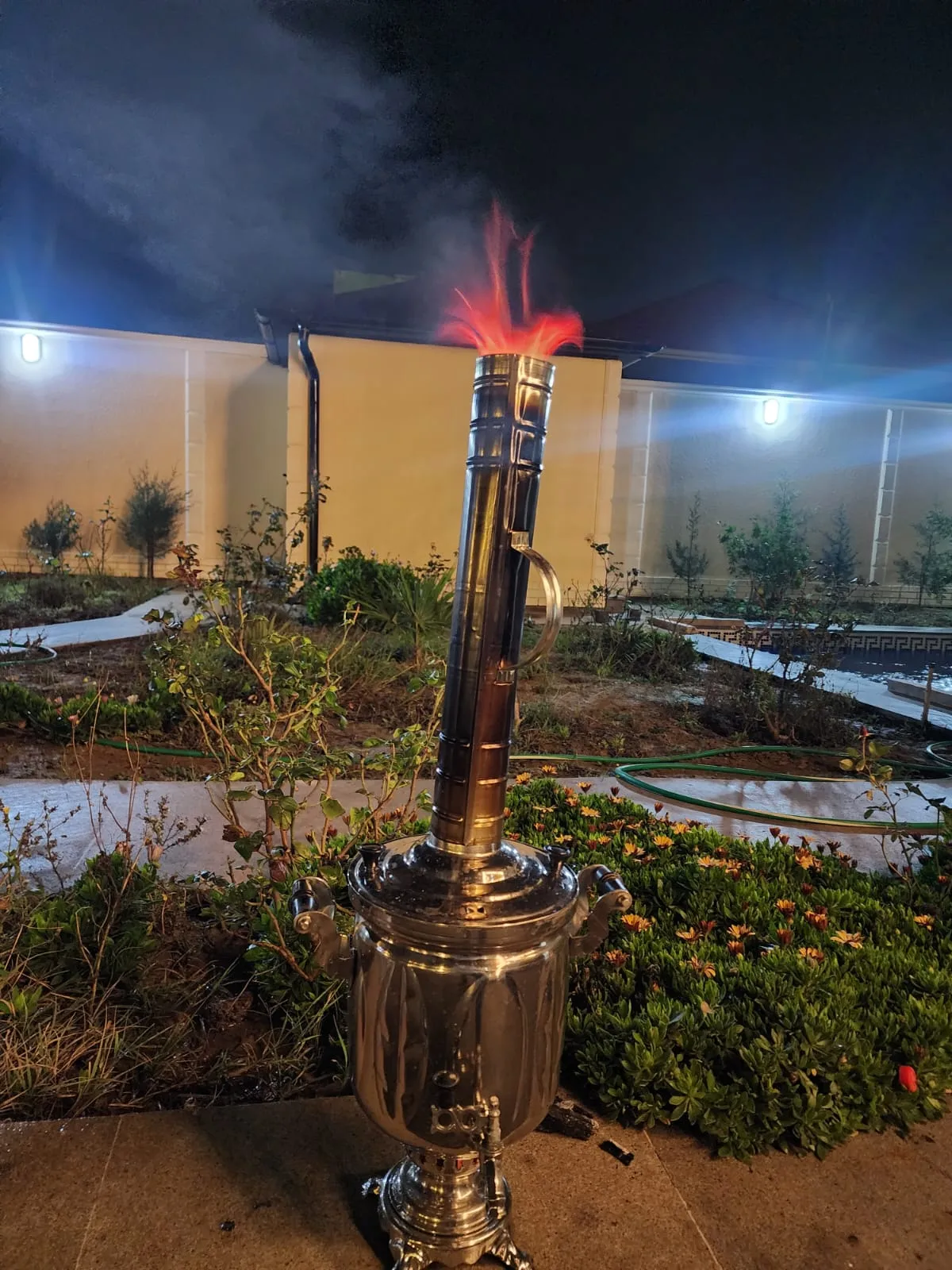 isti-hovuzlu-a-frame-pira