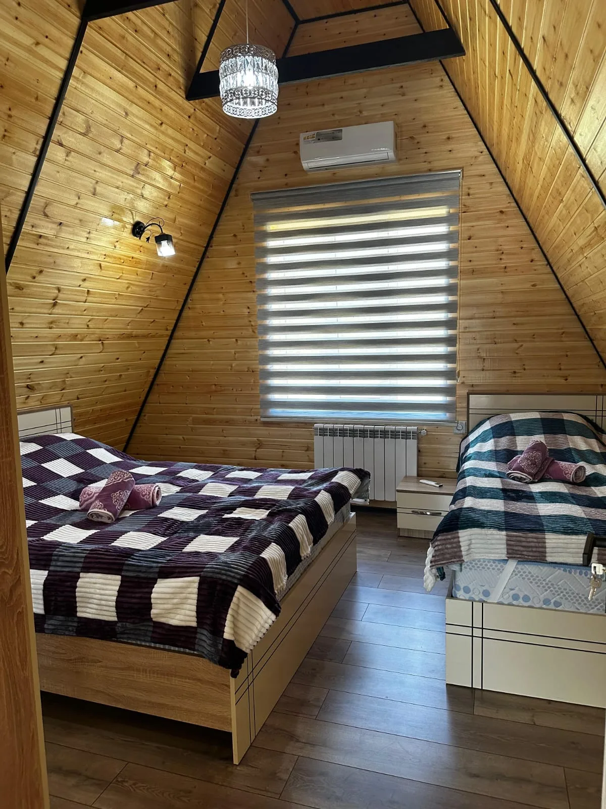 isti-hovuzlu-a-frame