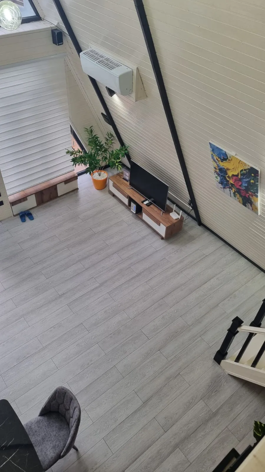 isti-hovuzlu-a-frame