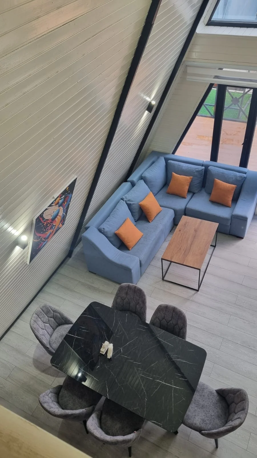 isti-hovuzlu-a-frame