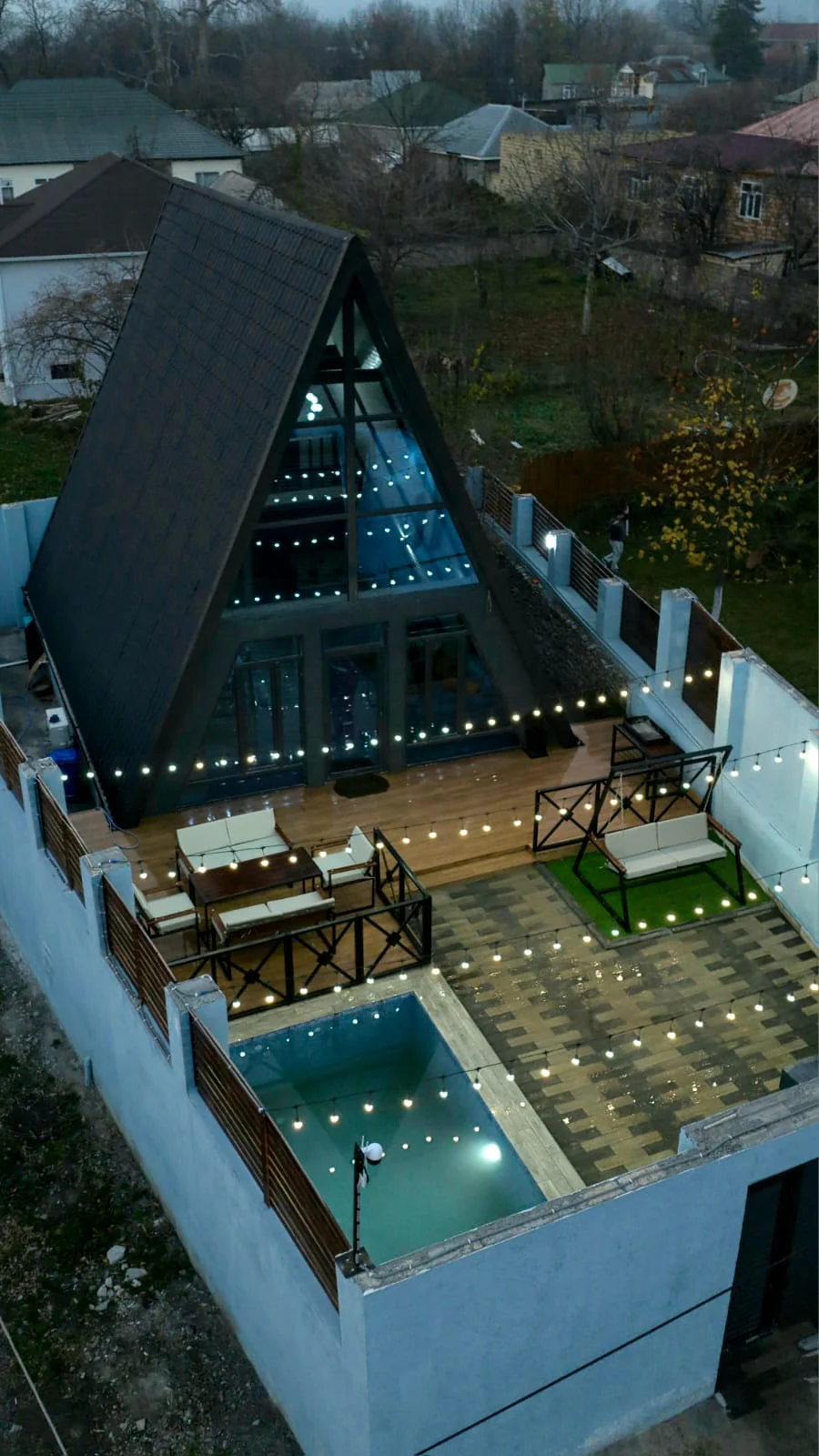 isti-hovuzlu-a-frame